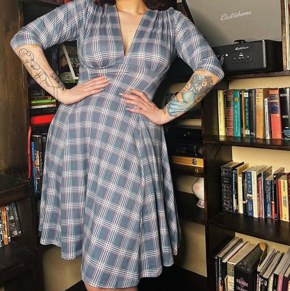 RAQUEL 3/4 SLEEVE SWING DRESS IN PASTEL PLAID - WAX POETIC XL